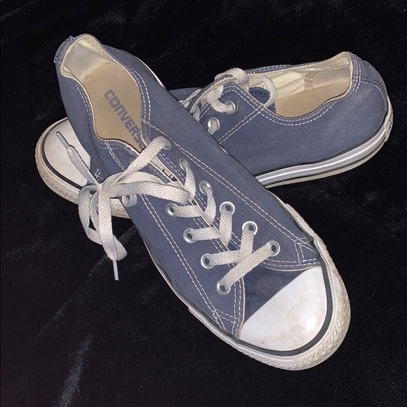 Converse Shoes - Converse low tops